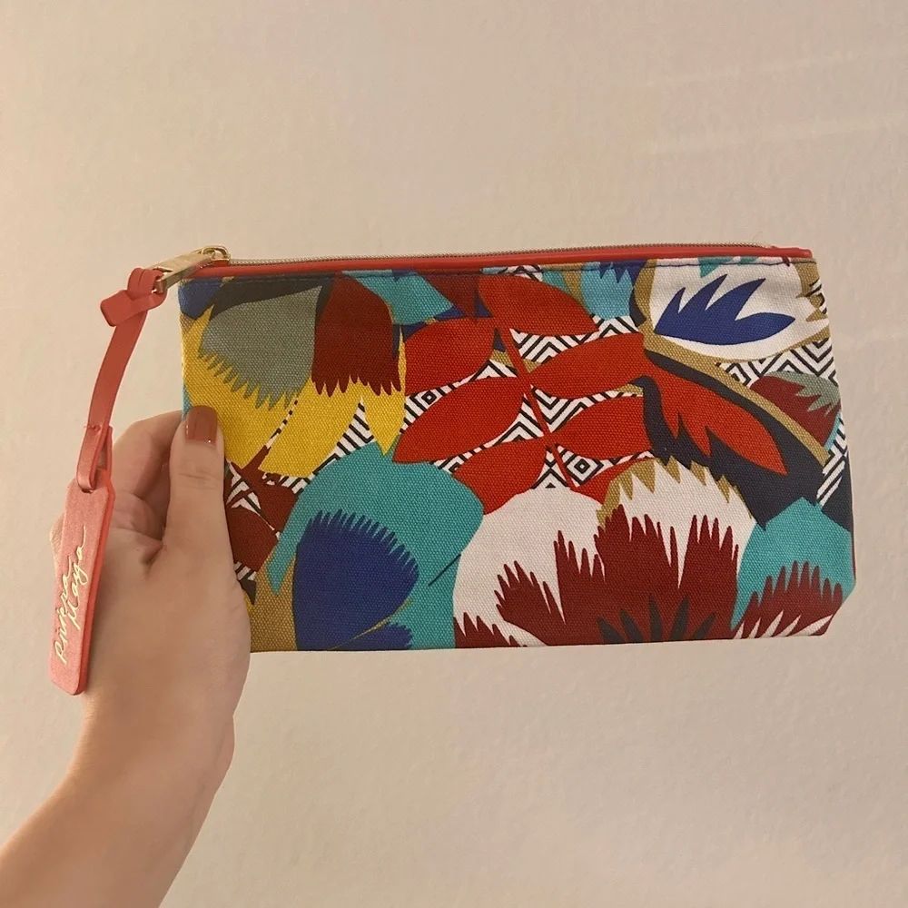 Estee Lauder Cosmetics Makeup Travel Bag- NEW